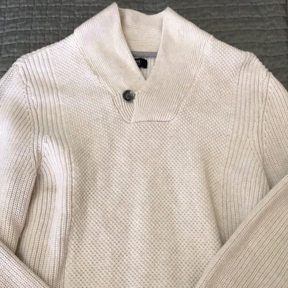 Alfani “Regular Fit” sweater - Picture 2 of 3